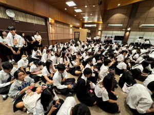 LINE_ALBUM_7926_260909_1