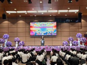 LINE_ALBUM_7926_260909_12